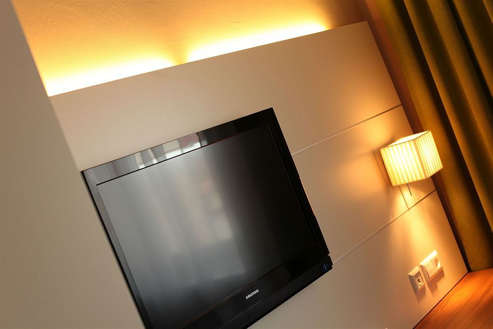 Joesepp'S Hotel Am Schweizerberg Memmingen Kültér fotó
